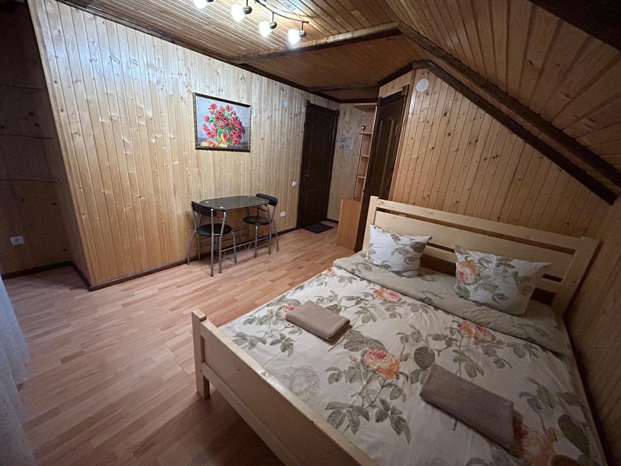 Любе Hotel Yablunytsya Exterior photo